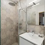 Apartment Chic - Climatise - 2 Pas Du Port - Place Aux Herbes