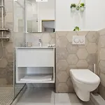 Apartment Chic - Climatise - 2 Pas Du Port - Place Aux Herbes *