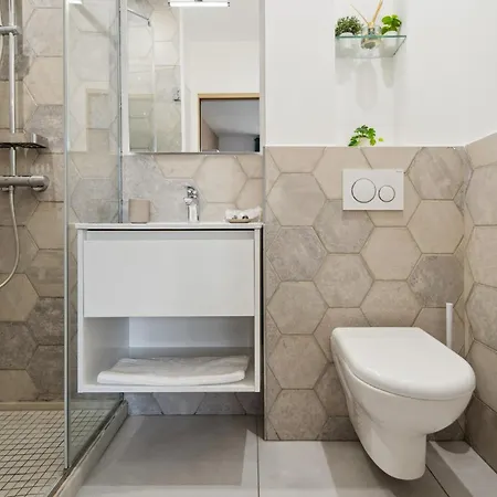 Apartamento Chic - Climatisé - 2 Pas Du Port - Place Aux Herbes *